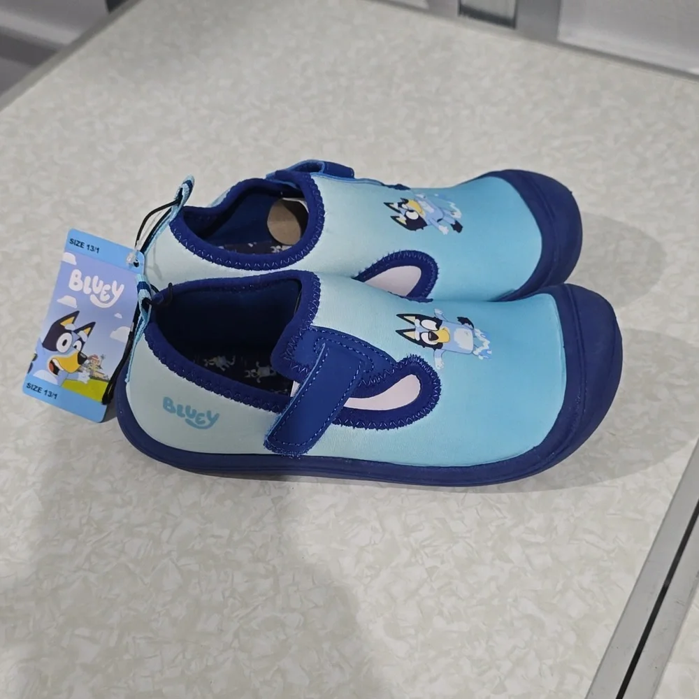 Bluey water shoes NWT Size 13/1 GroundUp‎